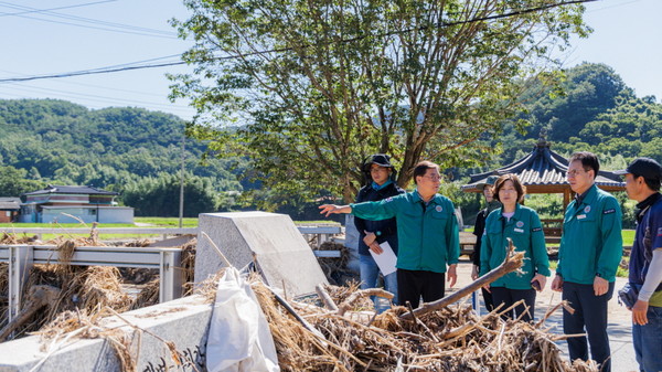 김윤철 합천군수, 피해조사 진두지휘 자료사진