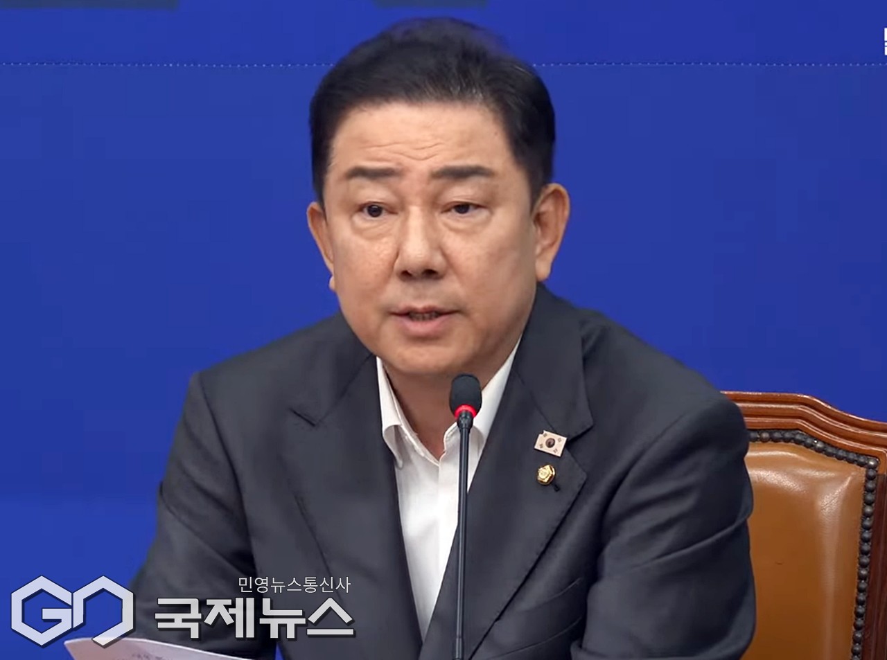 ▲김병기 더불어민주당 원내대표는 6일 국회에서 열린 최고위원회의 모두발언을 통해 8월 국회에서 7월의 민생개혁 입법을 완결 짓는 등 국민과 함께하는 민생 개혁 열차의 후진 기어는 없고 오직 전진만 있을 것이라고 밝히고 있다./사진=이용우 기자