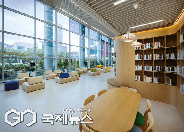 사상구 어린이복합문화공간 '사상마루' 내부/제공=부산디자인진흥원