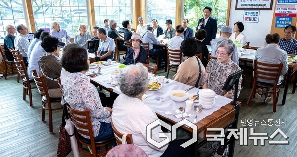 제80주년 광복절 맞아 광복회원 오찬 간담회 모습(사진=제천시)