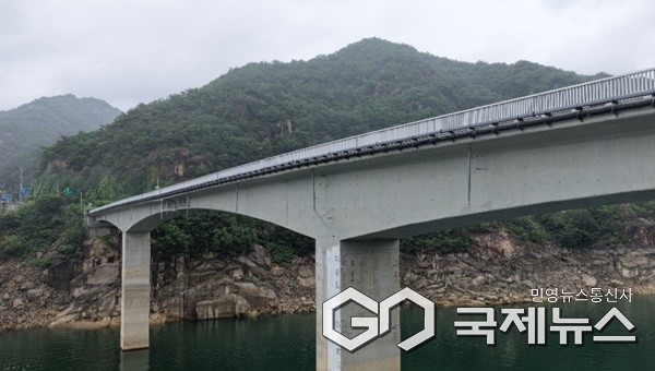 청풍교 거더 외부 및 바닥판 하면 시공 후 모습.(제공=충북도청)