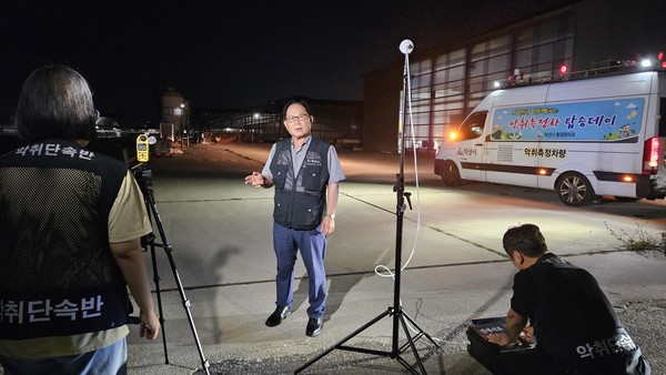 익산시의회 유재구 의원, “동산동 야간악취 점검을 통한 현장행정 구슬땀(사진=익산시의회 제공)