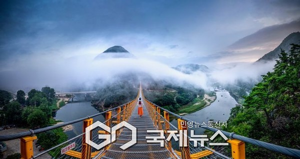 금산 월영산출렁다리/충남도청 제공