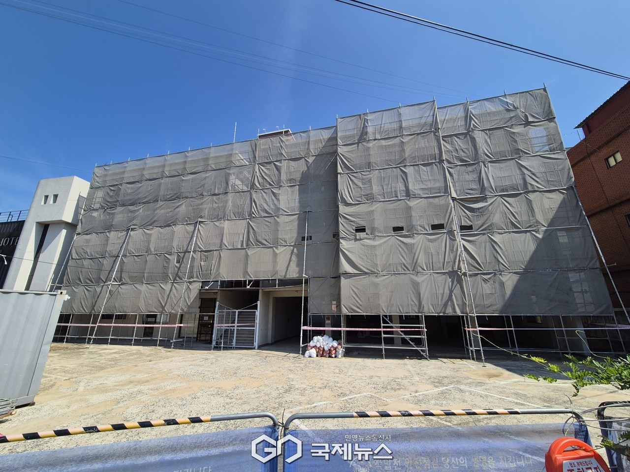 (제공=경주시) 태종로 밀레니엄하우스를 리모델링 중인 ‘청년 임대주택’ 공사 현장