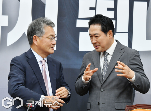 ▲국민의힘 장동혁 당 대표는 5일 오후 국회의원회관에서 조셉 윤 주한미국대사대리를 접견하고, 최근 한미 정상회담 이후의 후속 조치와 국내외 주요 현안 논의 사진=이용우기자