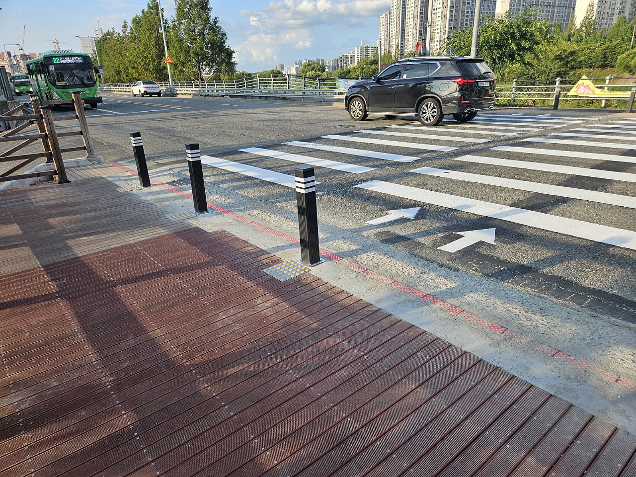 대전시가 서구 도마동 버드내중학교 삼거리 일대 교통 환경을 정비해 학생들의 통학 안전을 강화했다고 9일 밝혔다. / 대전시 제공