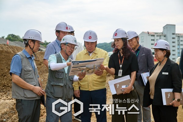 지나느9일 오세현 아산시장 현장방문(사진/아산시 제공)