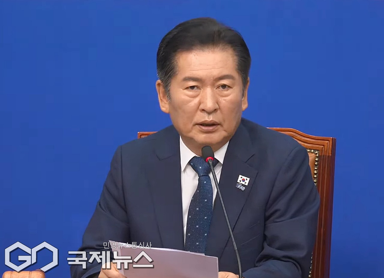 ▲정청래 더불어민주당 대표는 12일 오전 국회에서 열린 최고위원회의에서 지난 100일은 대한민국의 비정상을 빠르게 바로잡아 정상화 궤도에 올린 기적을 보여준 시간였다고 밝히고 있다./사진=이용우 기자