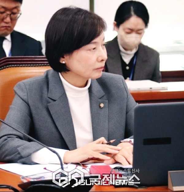 ▲국회 보건복지위원회·여성가족위원회 소속 국민의힘 서명옥 의원 사진=고정화기자
