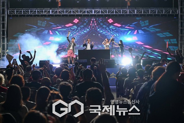 관광객 및 지역주민 3천여 명 운집...성황리 준공식 개최 /홍성군청 제공