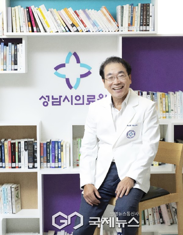 ▲성남시의료원 한호성 원장 <성남시의료원제공>