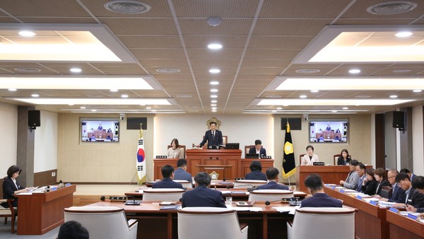 (사진=장수군)장수군의회 제378회 임시회 본회의 모습
