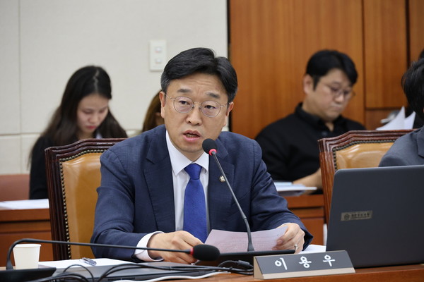 이용우 국회의원(민, 인천서구을)