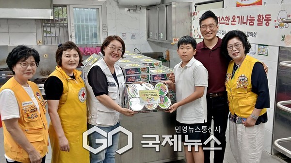 소비쿠폰으로 라면, 생수 기부... 대한적십자사 서울지사에 온 온정 [사진제공=대한적십자사 서울특별시지사]