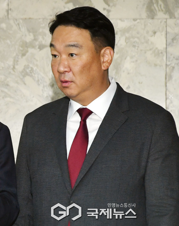 ▲ 23일 국민의 힘 원내대책회의에서 정희용 의원은 특검의 당원명부 압수수색과 관련해 “명백한 정치 탄압이며, 민주주의를 위협하는 행위”라고 강하게 비판 사진=국제뉴스DB