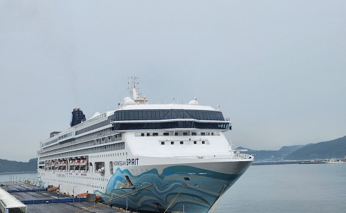 월드와이드 크루즈인 노르웨지안 크루즈 라인의 노르웨지안 스피릿호 ⓒ 여수광양항만공사