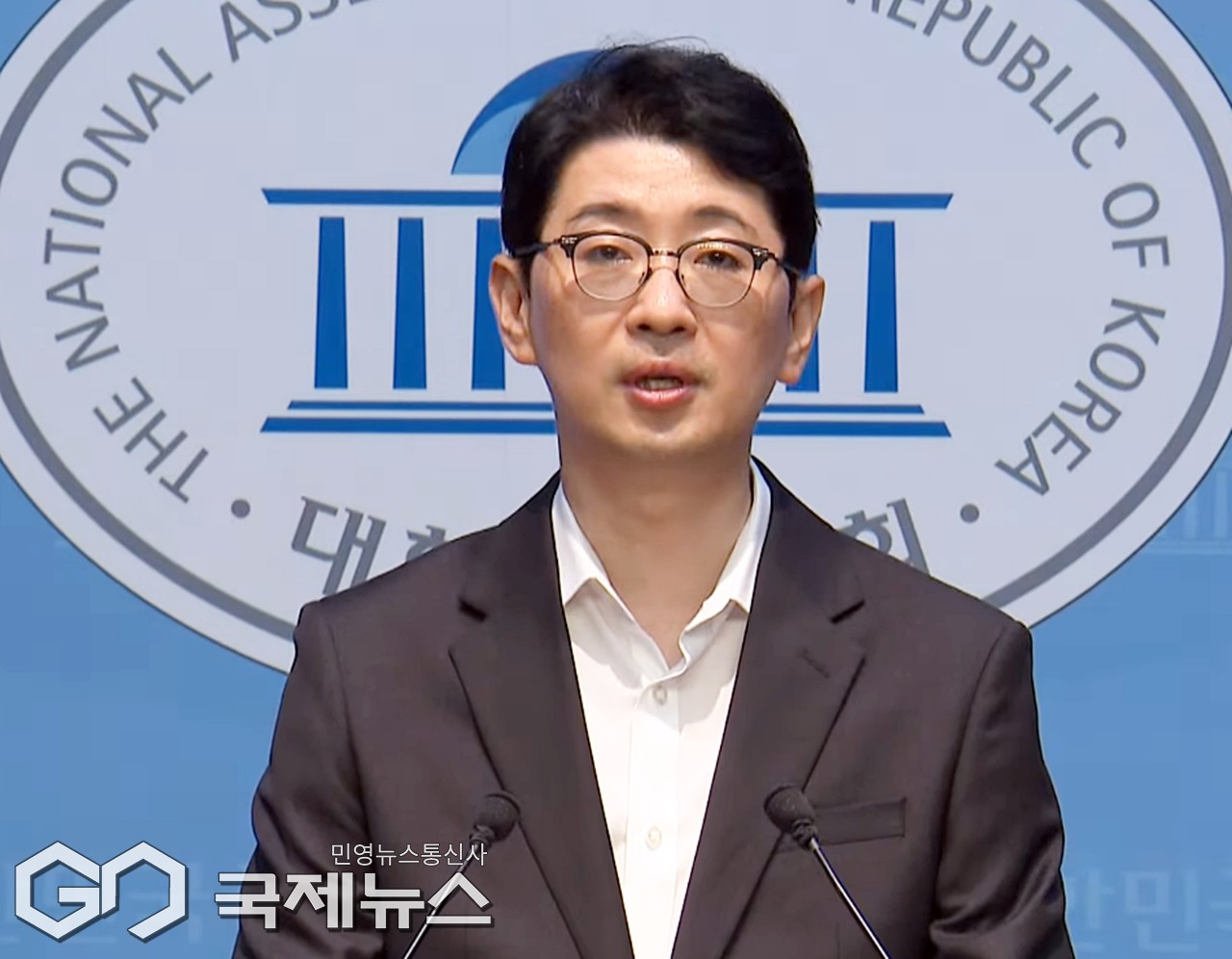 ▲주진우 국민의힘 의원은 7일 오전 국회 소통관에서 이춘석 특검법 발의 기자회견을 하고 있다./사진=이용우 기자 