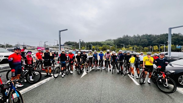 김충영 익산시의원, 익산 첫 ‘미륵사지 메디오폰도 자전거대회’ 코스 점검(사진=익산시의회 제공)