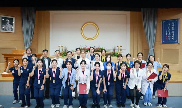 원광대학교병원 핸즈프리 제2기 수료식 및 제4기 위촉식(사진=원광대학교병원 제공)