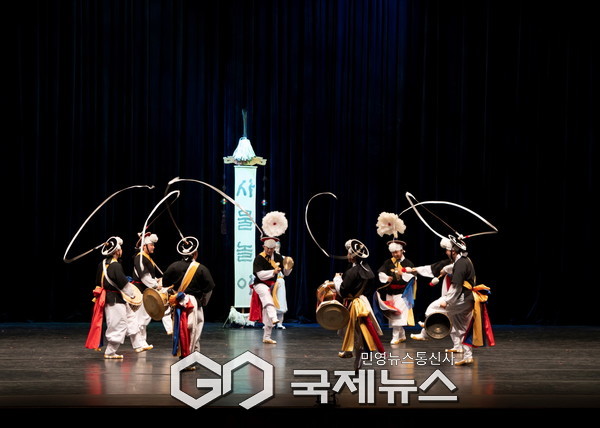 한울림예술단이 공연하고 있는 사진 [사진제공=관악문화재단]