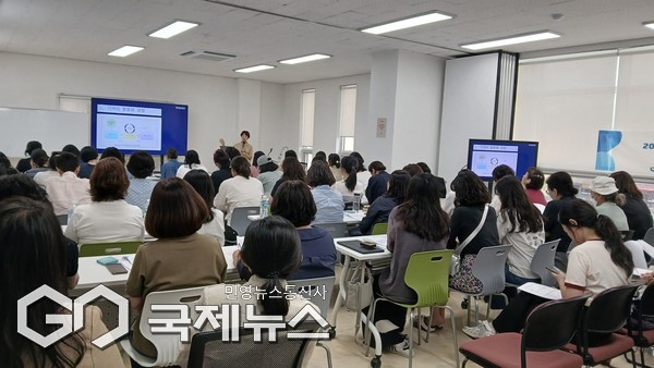 제주도교육청과 (사)제주특별자치도 위드피플이 진행한 ‘2025년 경계선지능 학생 맞춤형 지원 참여자 전문성 향상 연수’가 10월까지 4차례 열리며, 교직원들이 직접 체험하고 토론하는 ‘현장형 연수’로 호응을 얻고 있다.[사진=문서현 기자]