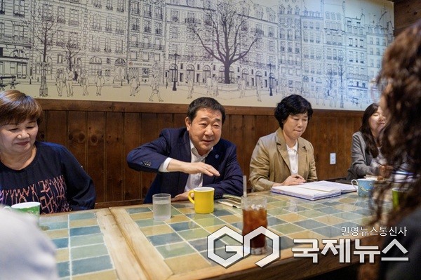 이재영 군수 차담회 모습.(제공=증평군청)