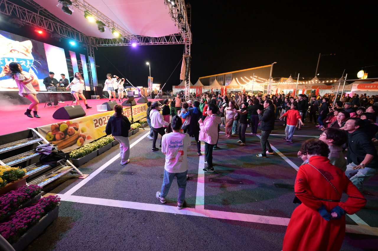 축제는 한마음의 장 이었다 (논산시)