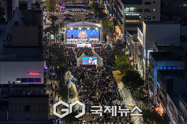 2024년 ‘제1회 양천가족 거리축제’ 메인무대 모습 [사진제공=양천구청]