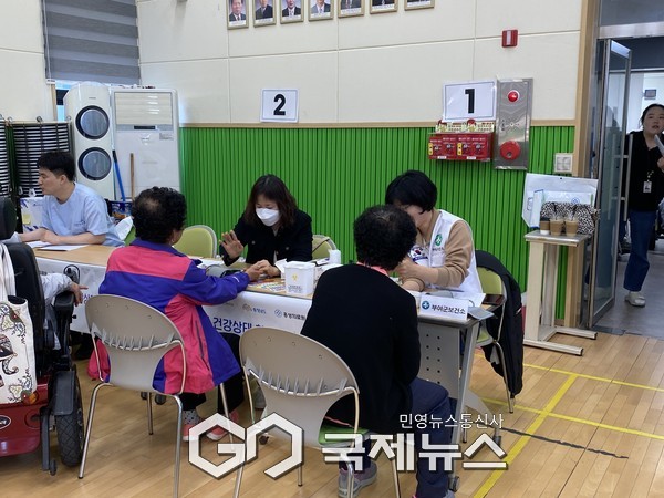 부여군 의료취약지역 진료 지원 나서/홍성의료원 제공