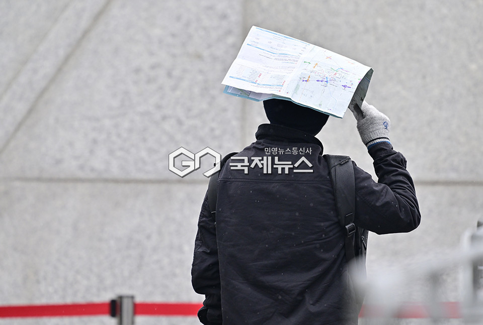 10월의 마지막 휴일, 가을비로 촉촉한 도심 (사진=안희영 기자)