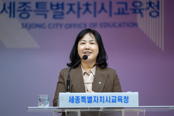 세종특별자치시 부교육감에 부임 구연희 교육감 권한대행 (세종시)