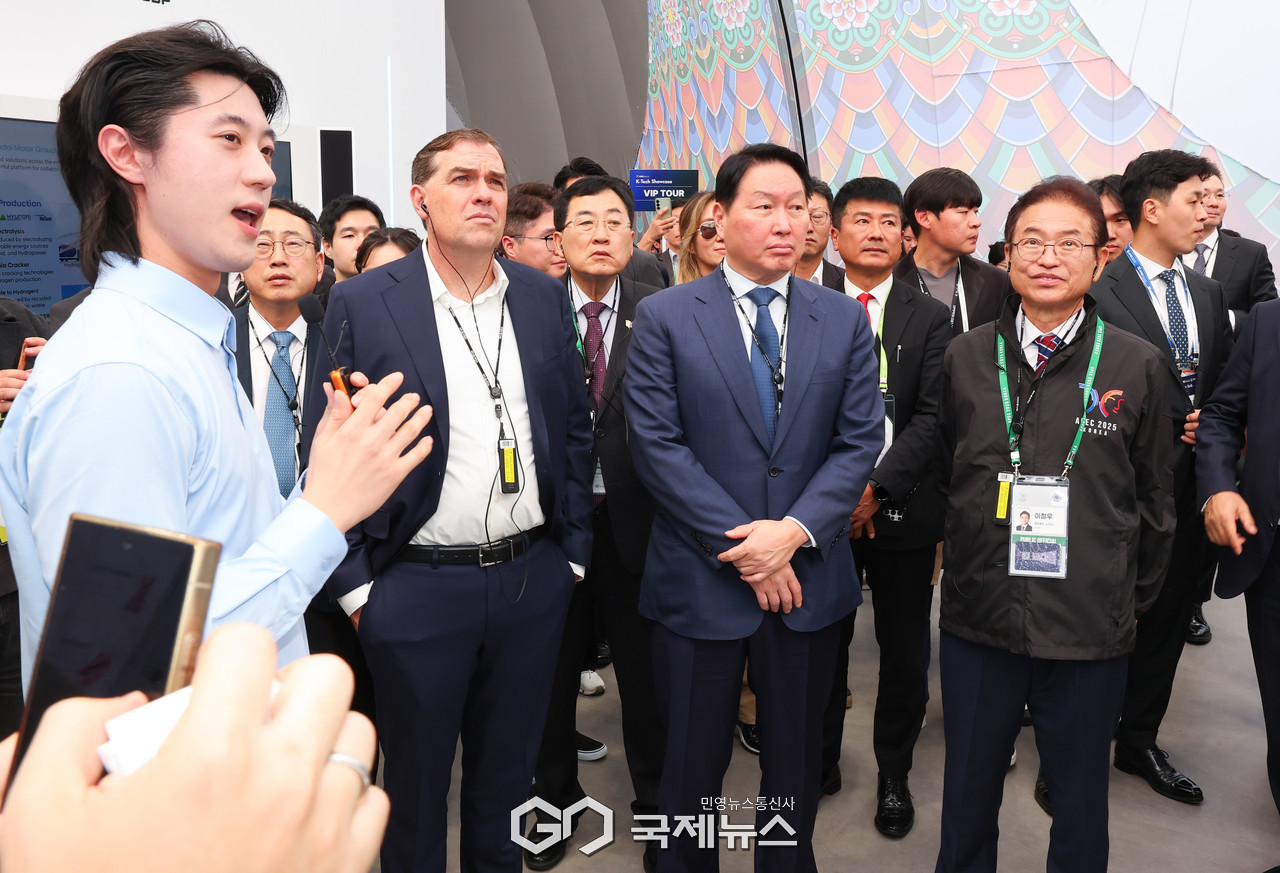 (제공=경북도) APEC K-테크 쇼케이스 (맷 가먼 AWS CEO 최태원)