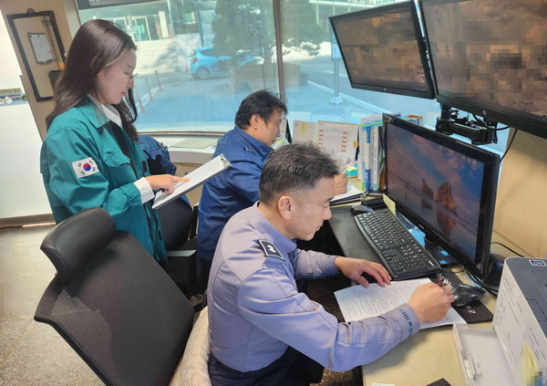 강화군이 ‘근로자 직무스트레스 요인조사’를 실시하고 대책 마련에 나섰다. (사진=강화군)