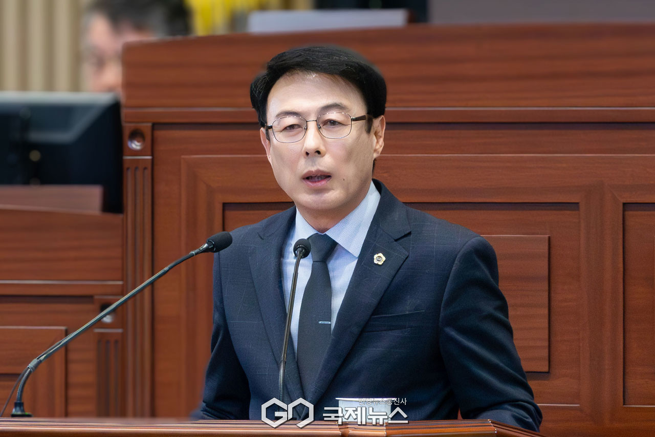 (사진=김진태 기자) 도정질문하는 이충원 의원