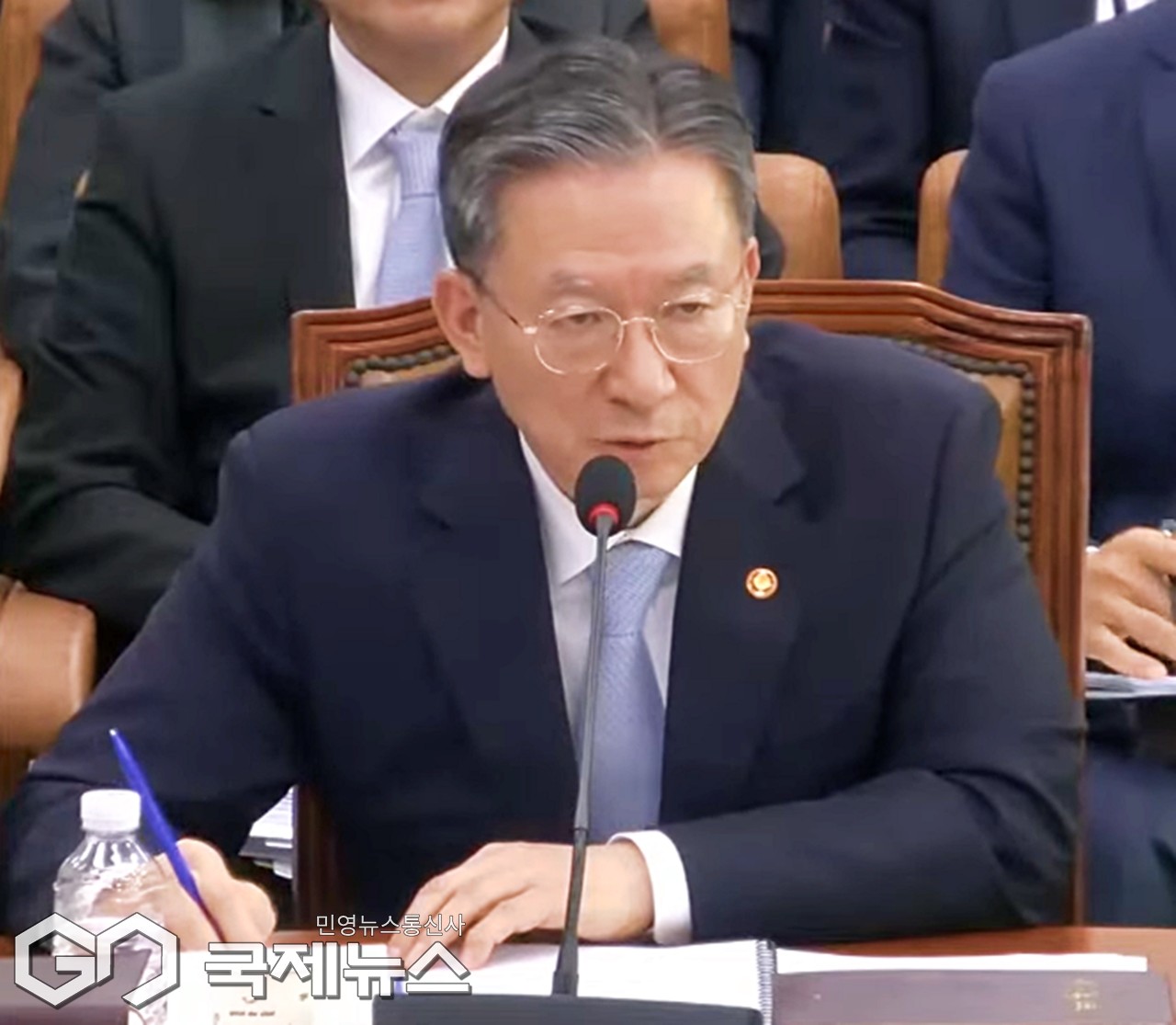 ▲정성호 법무부장관은 30일 국회 법제사법위원회 법무부 등 종합국감에서 중국관광핵 무비자 정책 관련 질의에 답변하고 있다./사진=국제뉴스DB