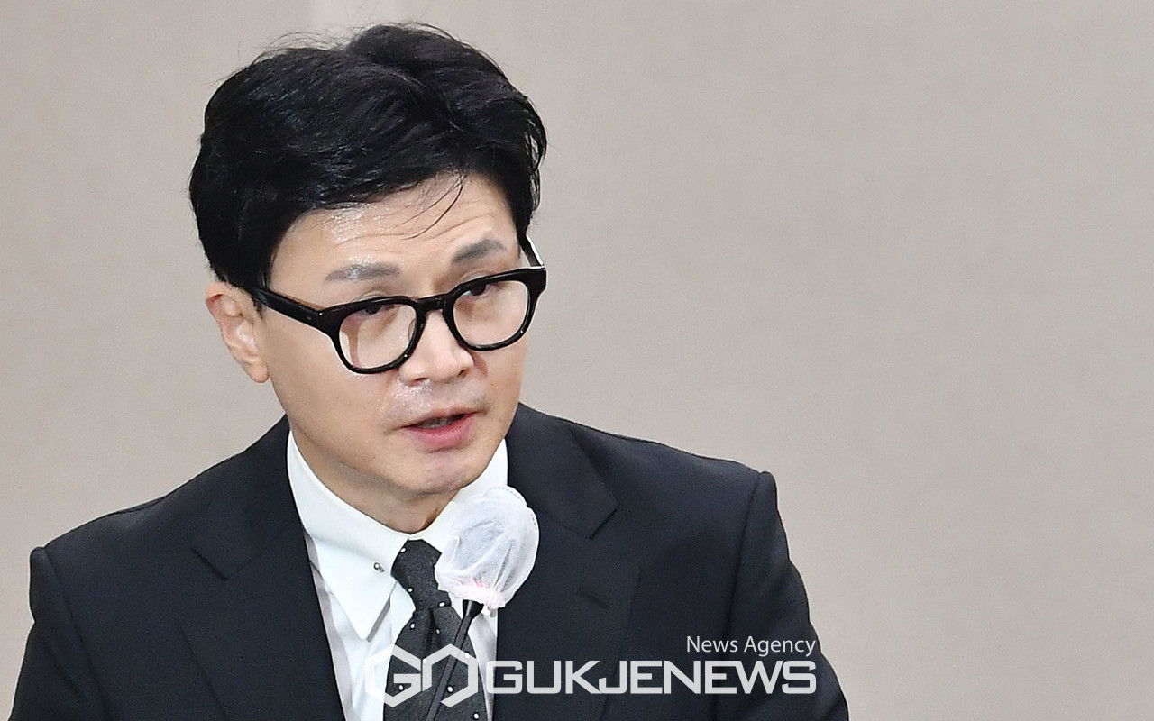 (서울=국제뉴스) 한동훈 법무부 장관이 21일 오후 서울 여의도 국회에서 열린 법제사법위원회 전체회의에서 2022회계연도 결산 관련 보고를 하고 있다. /사진=이용우기자