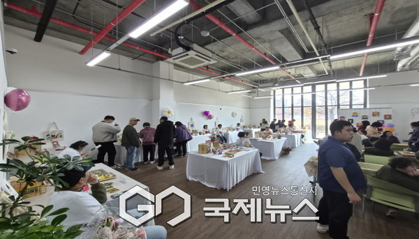 148아트스퀘어에서 발달 장애인들이 만든 공예제품이 전시되고 있다