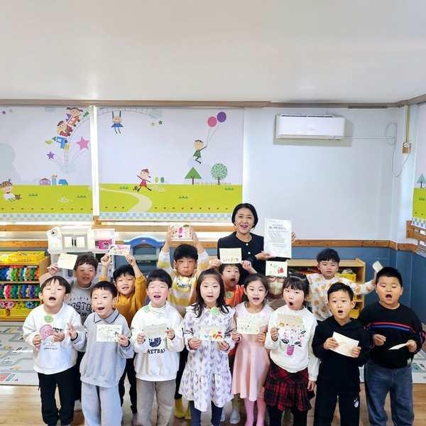 완주군, 아동학대 없는 안전한 도시 조성 박차=아동학대예방 홍보 켐페인(사진=완주군 제공)