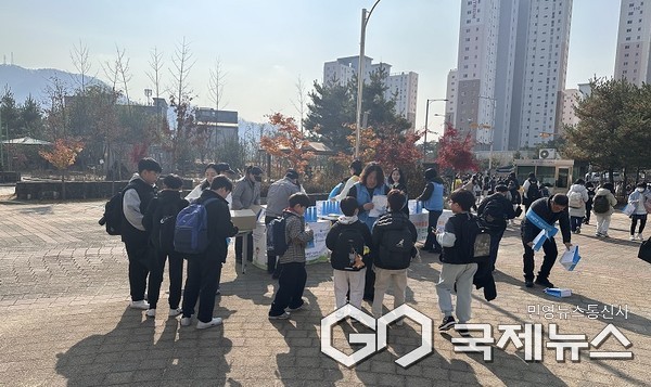 아동학대 예방의 날 캠페인 모습(사진=충주시)