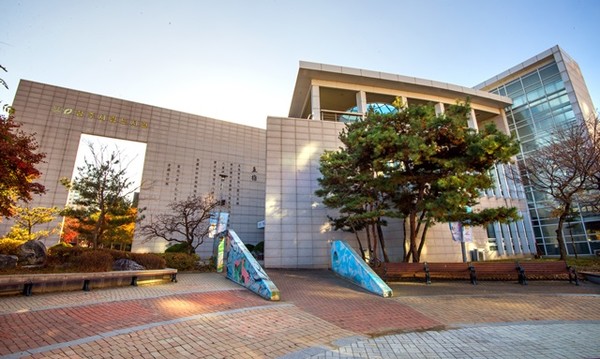 청주시립도서관 전경./국제뉴스통신DB