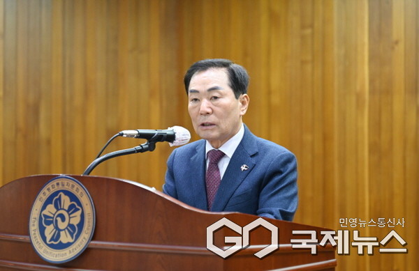 (사진제공/창녕군) 성낙인 창녕군수가 제22기 창녕군협의회 출범식에서 축사를 진행하고 있다.