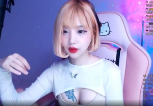 "미스틱이 낙태·성폭행" BJ <b>유혜디</b>, 전남친 만행 폭로.. 폭언도 일삼아