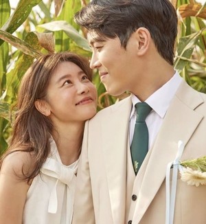 '11월 신부 되는' 걸스데이 출신 <b>소진</b>, 배우 이동하와 결혼 D-day
