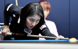 대회 에버 '1~2위'... '뚝심' 김민아, '우승머신' 스롱 <b>4강</b> 대진 확정