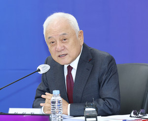 <b>김한길</b> "<b>국민 통합</b>의 길 열겠다는 소망"