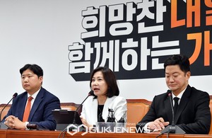 <b>허은아</b> "여당 국민 <b>눈높이</b> 정책 언제든지 연대"