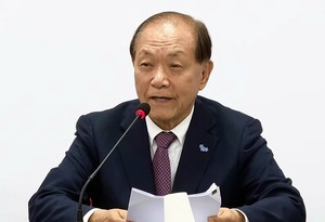 <b>황우여</b> "노무현 정신 <b>정치</b>권에 좋은 지표"