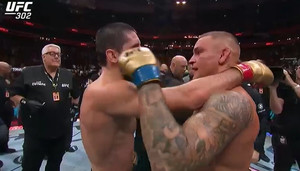 [속보] UFC 302 마카체프 3차방어 성공