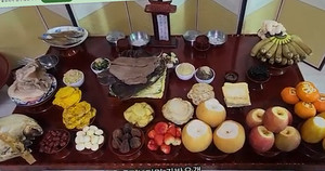 <b>추석 차례상 차리는법</b> "홍동백서·조율이시 뜻" 제사상차리기·순서