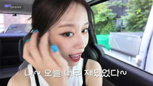 지연, <b>유튜브</b> 복귀했지만...<b>황재균</b>과 <b>이혼설</b> '불 지핀 이것'